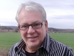 Klaus-Hecker-bearb.jpg Klaus-Hecker-bearb.jpg