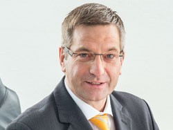 Carsten-Becker.jpg Carsten-Becker.jpg